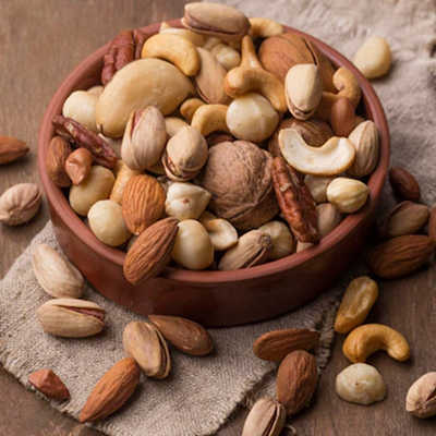 flower-and-dry-fruits