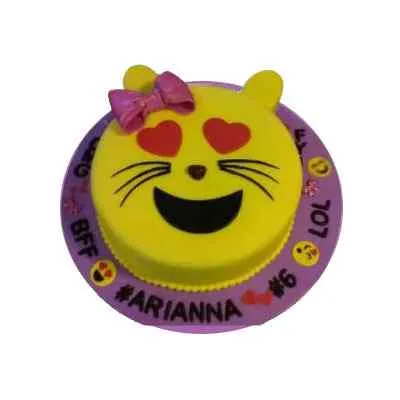 Cat Face Emoji Cake