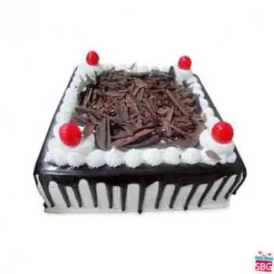 Eggless Black Forest Square Cake