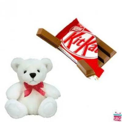 Teddy With Kitkat