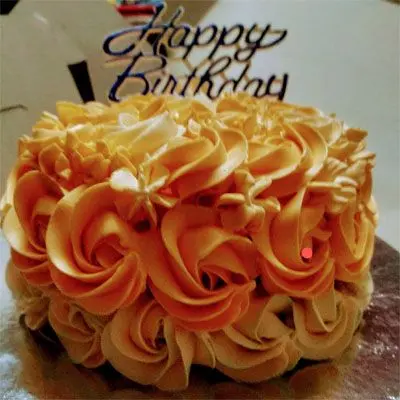 Rosette Vanilla Cake