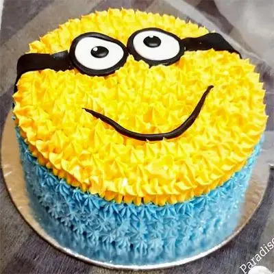 Eggless Minion Cake