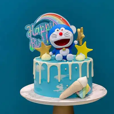 Doraemon Cartoon Character Birthday Cake Foto de stock 2017574453