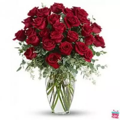 30 Red Roses Vase