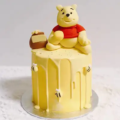 Winnie Pooh Cake