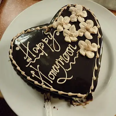 Happy Honeymoon Cake