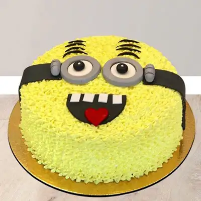 Happy Minion Cake