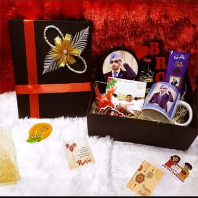 Rakhi Combo Box