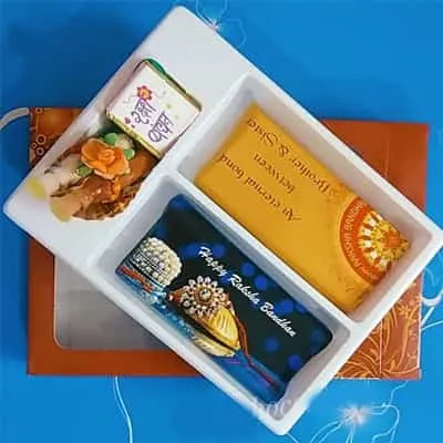 Rakhi with Chocolate Bar Pack