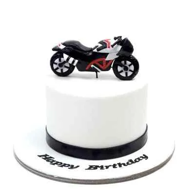 Vanillla Bike Cake