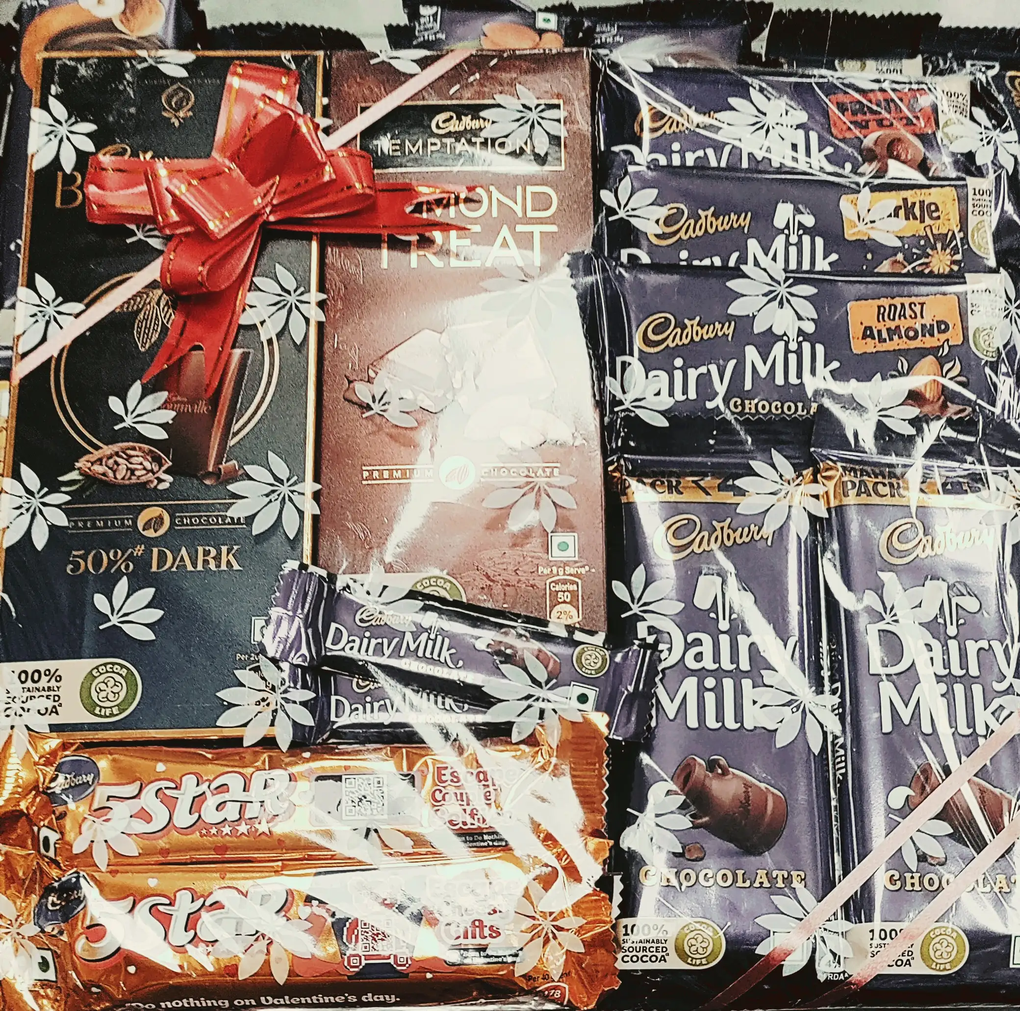 Classic Chocolate Hamper 