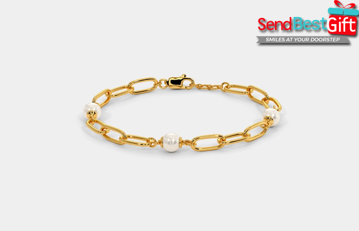 Gift A Beautiful Bracelet on Birthday