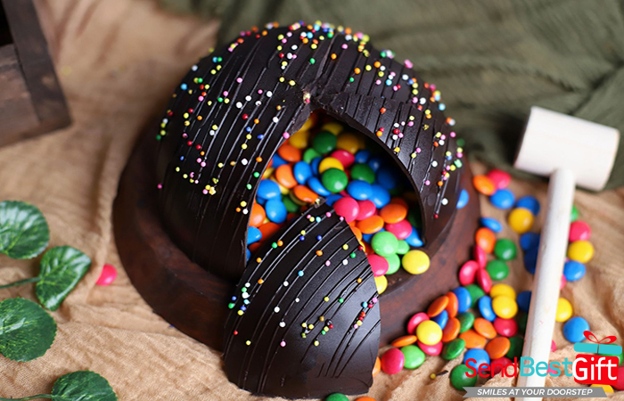 Chocolate Piñata cakes