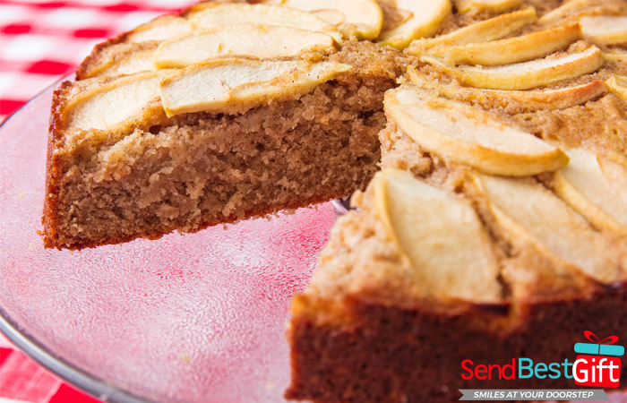 Cinnamon-Apple-Cake