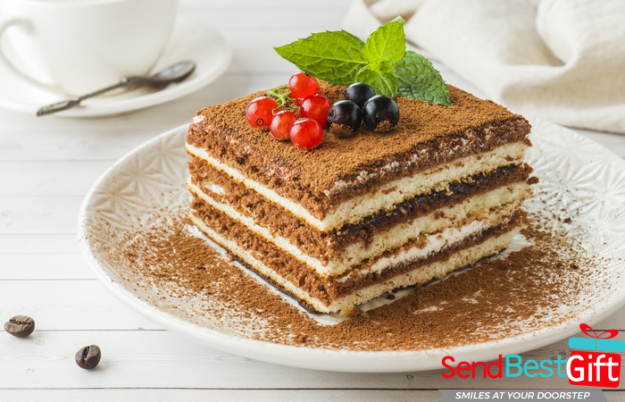 Lip smacking Layered cake