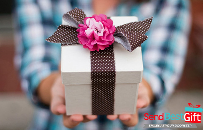 Gift On This Friendship Day Combo| Send Personalized Gifts Online | eParv.in