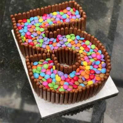 5 Number KitKat Gems Birthday Cake