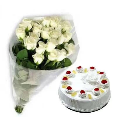 White Roses with Pineapple Cake