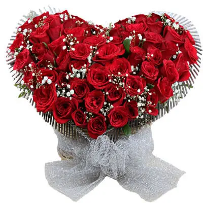 Red Roses Heart Shape Flowers Special Arrangement