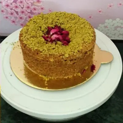 Rose Pista Cake 