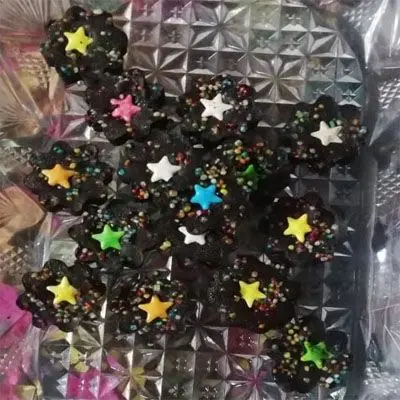Homemade Chocolates with Gems & Balls