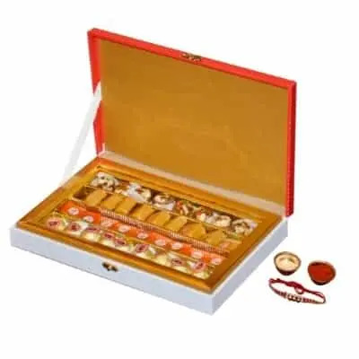 Red Velvet Sweets Box