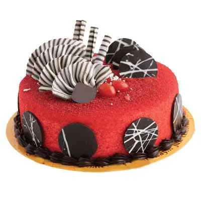 Beautiful Red Velvet Design Cake