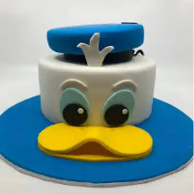Donald Duck Cake Design