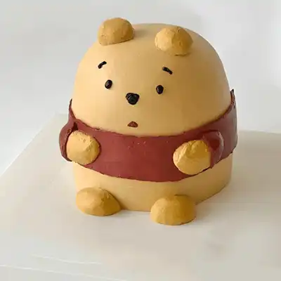 Winnie the Pooh Design Cake