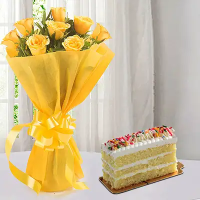 Yellow Roses With Vanilla Pastry