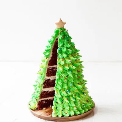 Red Velvet Christmas Tree Cake