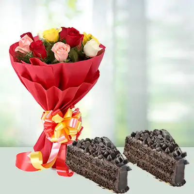 Mixed Roses With Chocolate Pastries