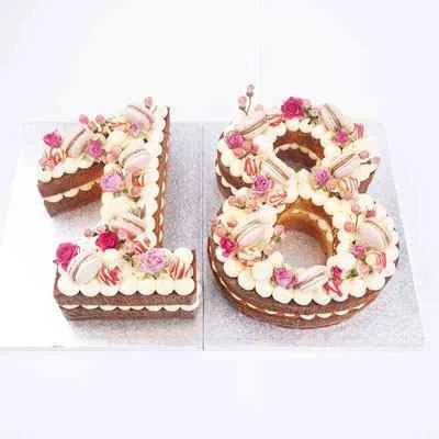 Buy/Send 18th Birthday Cake Online @ Rs. 4599 - SendBestGift