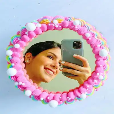 Selfie Designer Cake